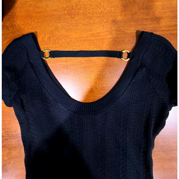 Bebe Black Cap Sleeve Sweater Tunic with Deep V-Neck and Scoop Back, Sz M - Picture 5 of 5